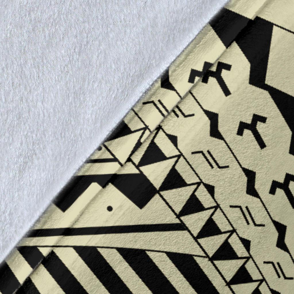 Hawaii Polynesian Hula Girl Wearing Plumeria Premium Blanket - Polynesian Pride