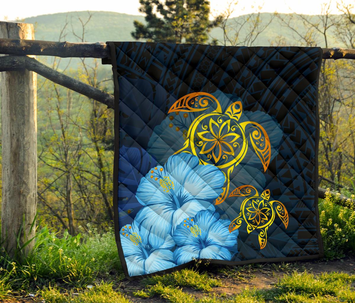 Hawaii Premium Quilt - Turtle Hibiscus Pattern Hawaiian Premium Quilt - Blue - Polynesian Pride