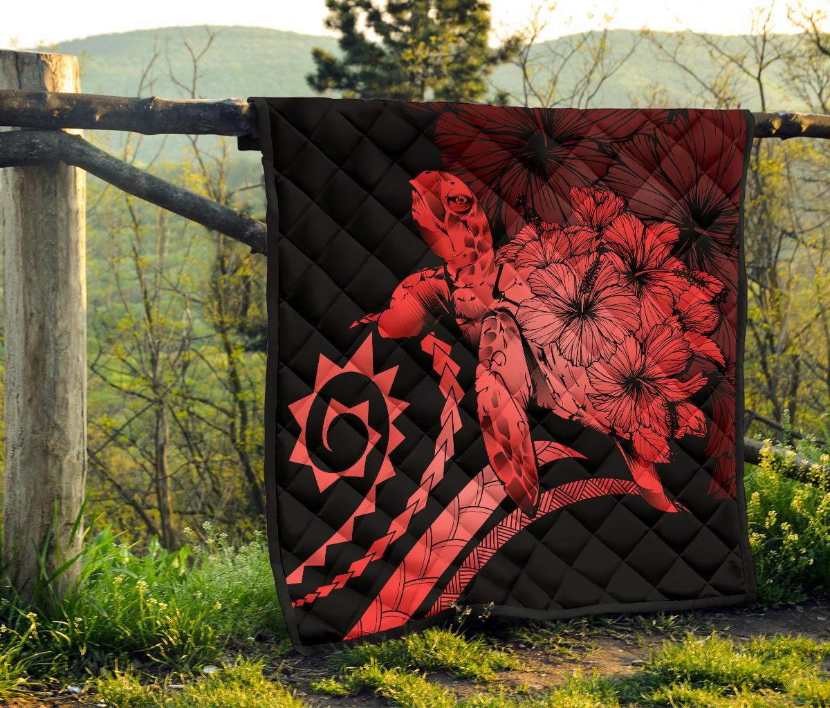 Hawaii Turtle Hibiscus Polynesian Vintage Premium Quilt - Red - Polynesian Pride