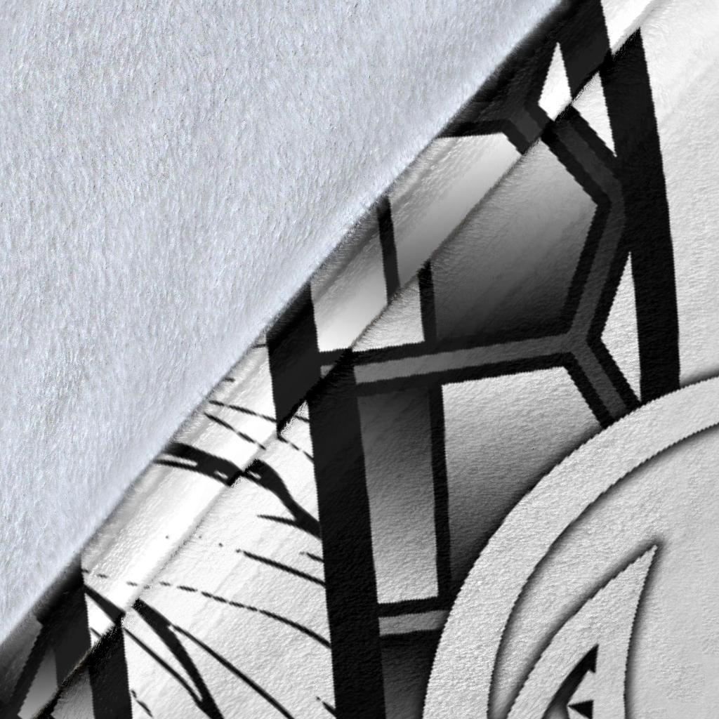 Nauru Polynesian Premium Blanket - Summer Plumeria (White) - Polynesian Pride