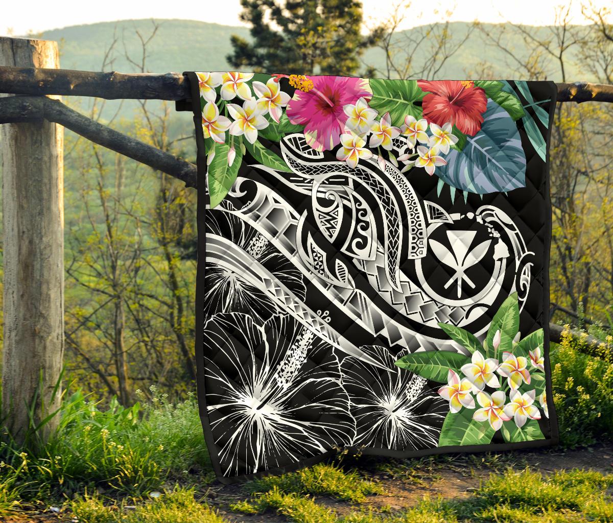 Polynesian Hawaii Kanaka Maoli Premium Quilt - Summer Plumeria (Black) - Polynesian Pride