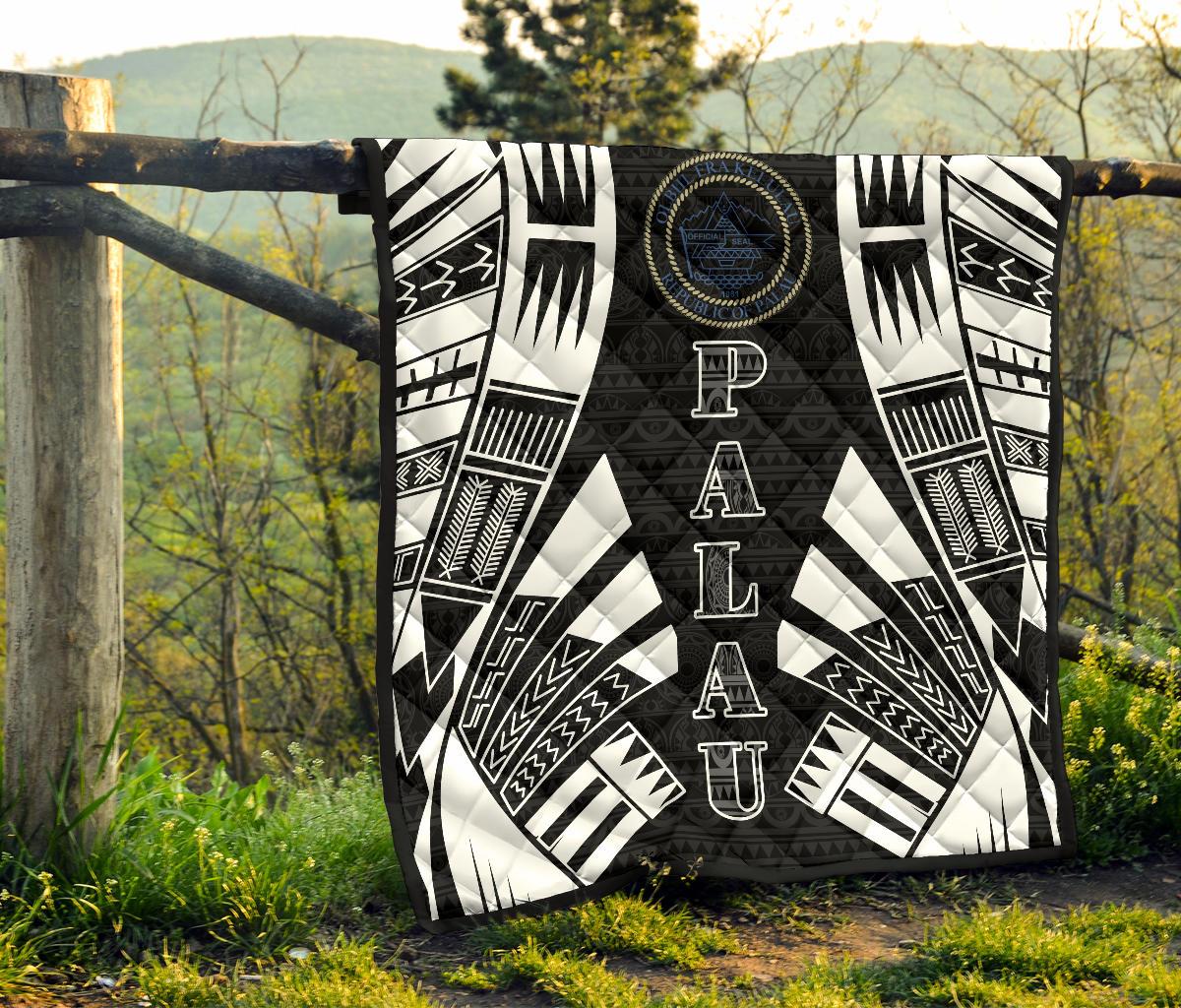 Palau Premium Quilt - Palau Seal Polynesian White Tattoo - Polynesian Pride
