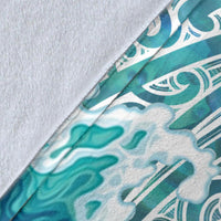 Maori Manaia The Blue Sea Premium Blanket, White - Polynesian Pride