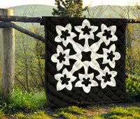 Hawaiian Premium Quilt Royal Pattern - Black And White - A1 Style - Polynesian Pride