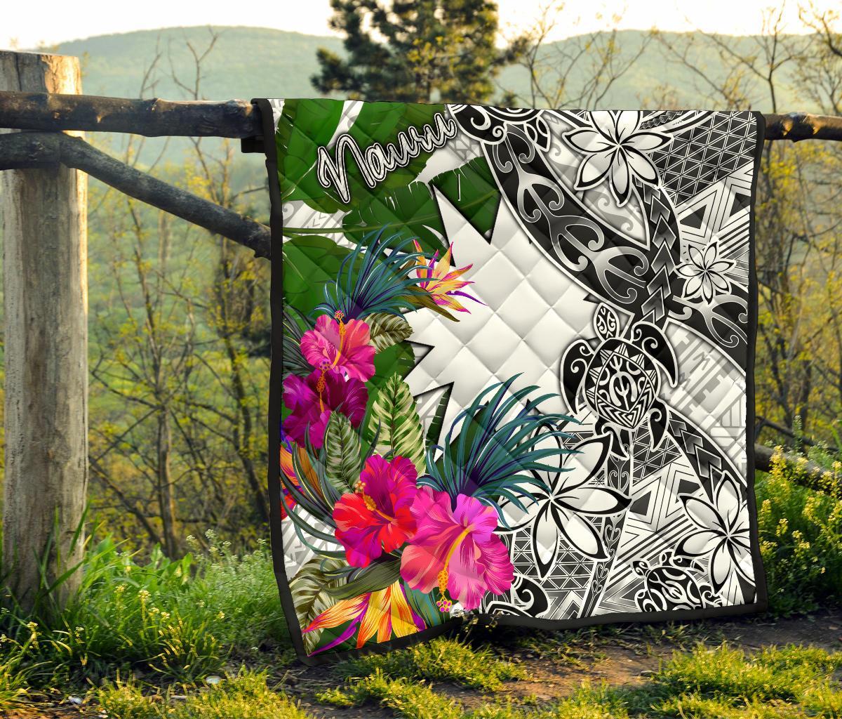 Nauru Premium Quilt White - Turtle Plumeria Banana Leaf - Polynesian Pride