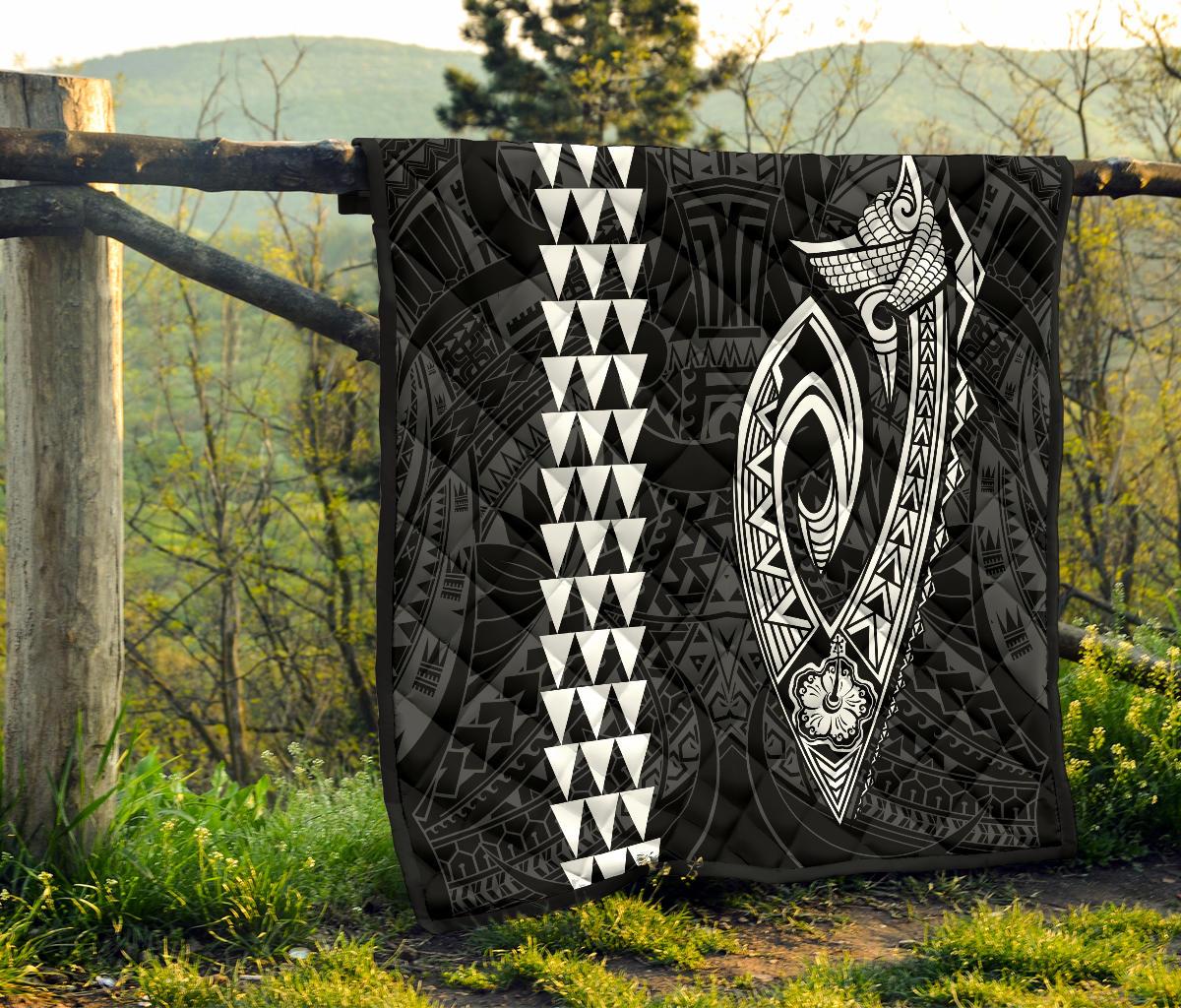 Hawaii Kakau Makau Fish Hook Polynesian Premium Quilt - White - Polynesian Pride