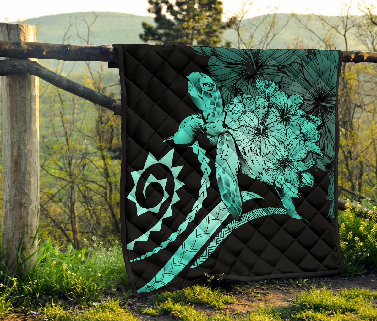 Hawaii Turtle Hibiscus Polynesian Vintage Premium Quilt - Turquoise - Polynesian Pride