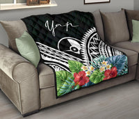 Yap Premium Quilt - Yap Coat of Arms & Polynesian Tropical Flowers White - Polynesian Pride