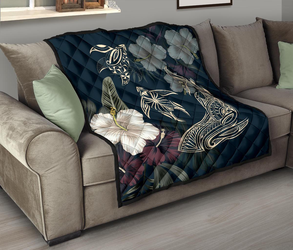 Hawaii Tropical Hibiscus Turtle Shark Aumakua Premium Quilt - Lucas Style - Blue - Polynesian Pride