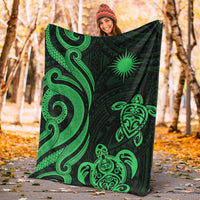 Marshall Islands Premium Blanket - Green Tentacle Turtle Crest - Polynesian Pride