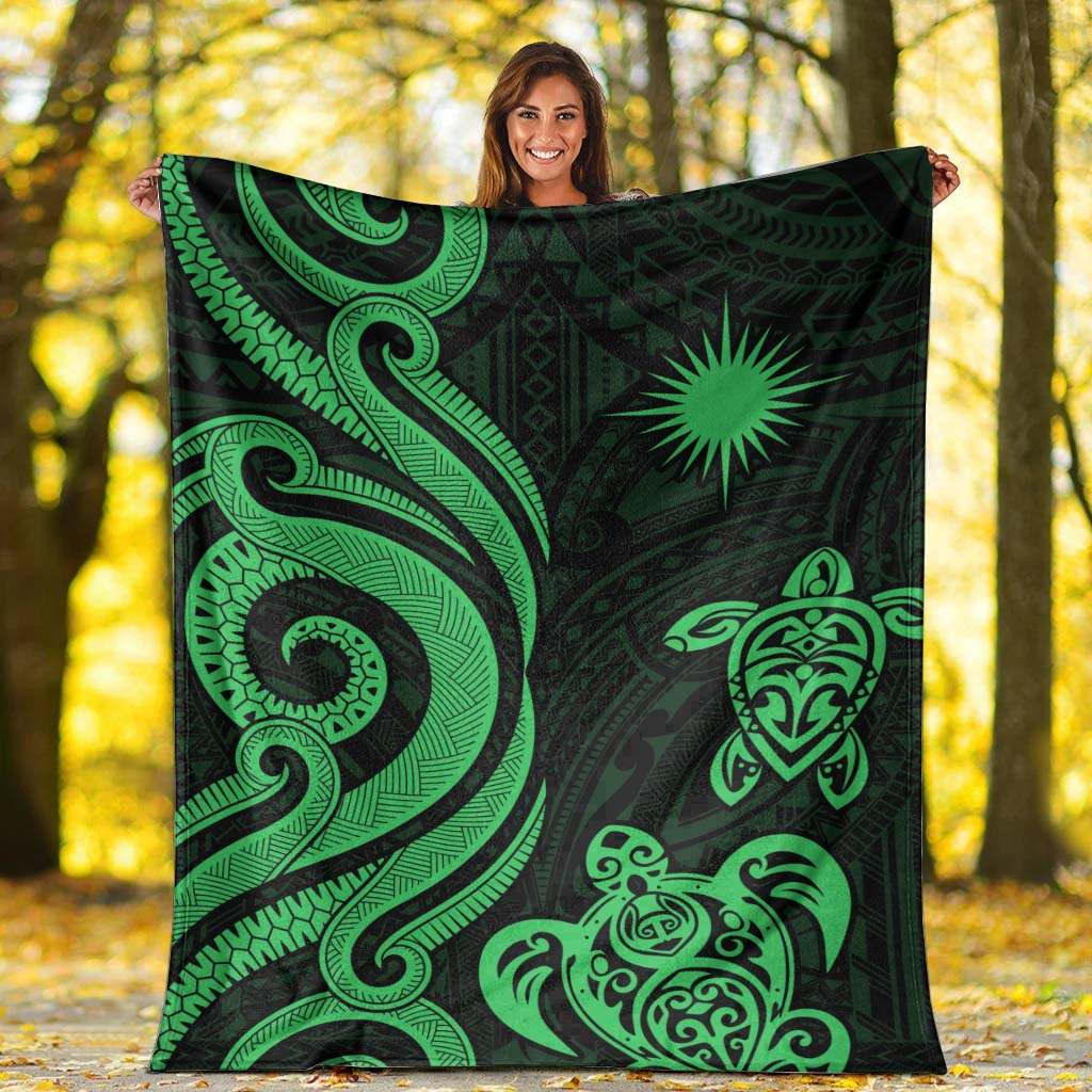 Marshall Islands Premium Blanket - Green Tentacle Turtle Crest - Polynesian Pride