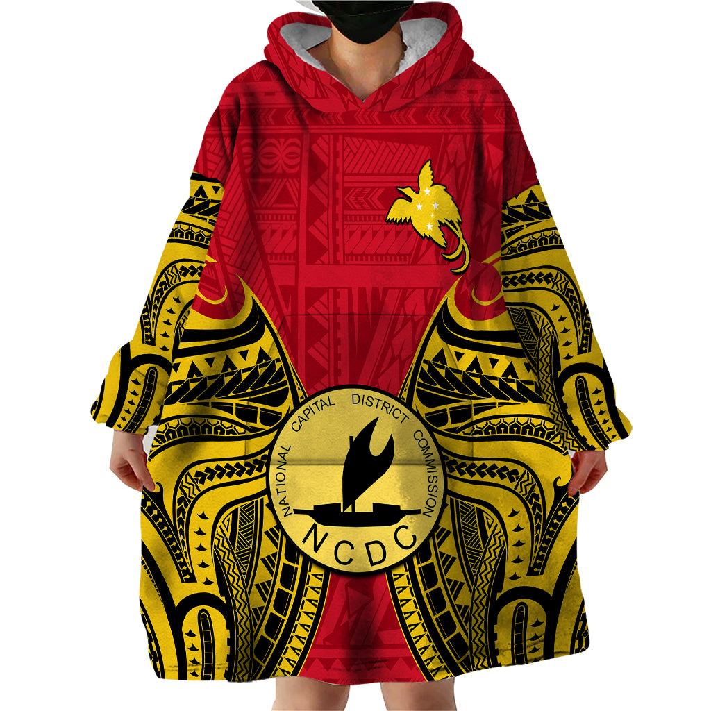 Papua New Guinea Wearable Blanket Hoodie National Capital District Mix Coat Of Arms Polynesian Art LT14 - Polynesian Pride