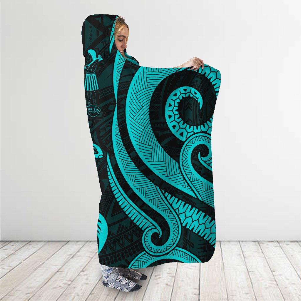 Fiji Hooded Blanket - Turquoise Tentacle Turtle Crest - Polynesian Pride